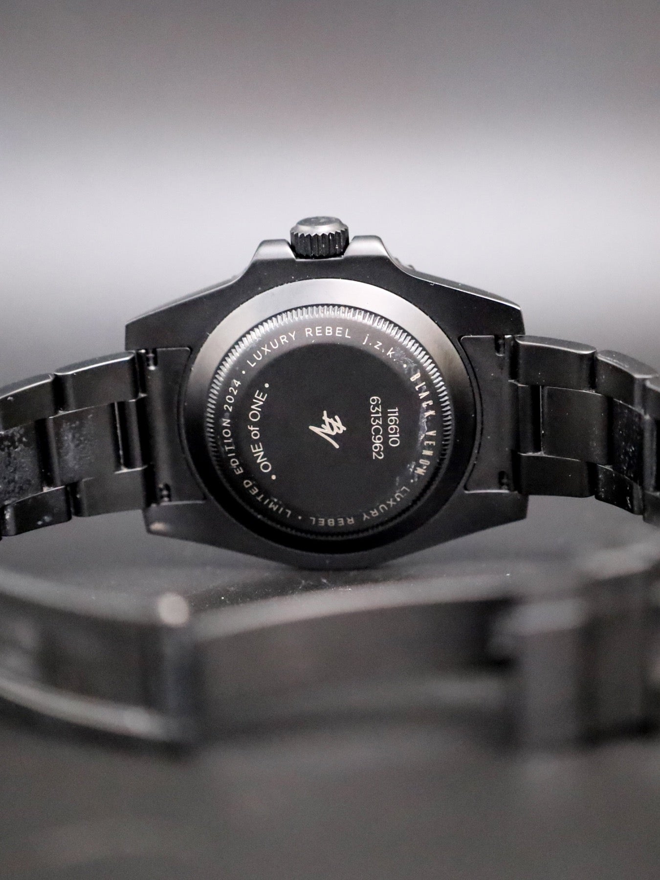 Rolex Submariner Date VENOM "Who Cares"? 116610LNBlack