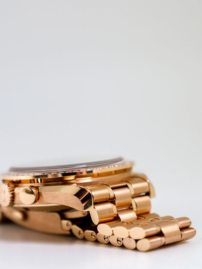 Omega Speedmaster Professional Moonwatch Rose Gold Factory