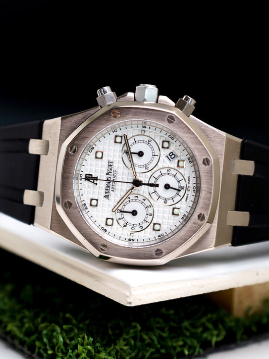 Audemars Piguet Royal Oak Chronograph 26022BC.OO.D002CR.01