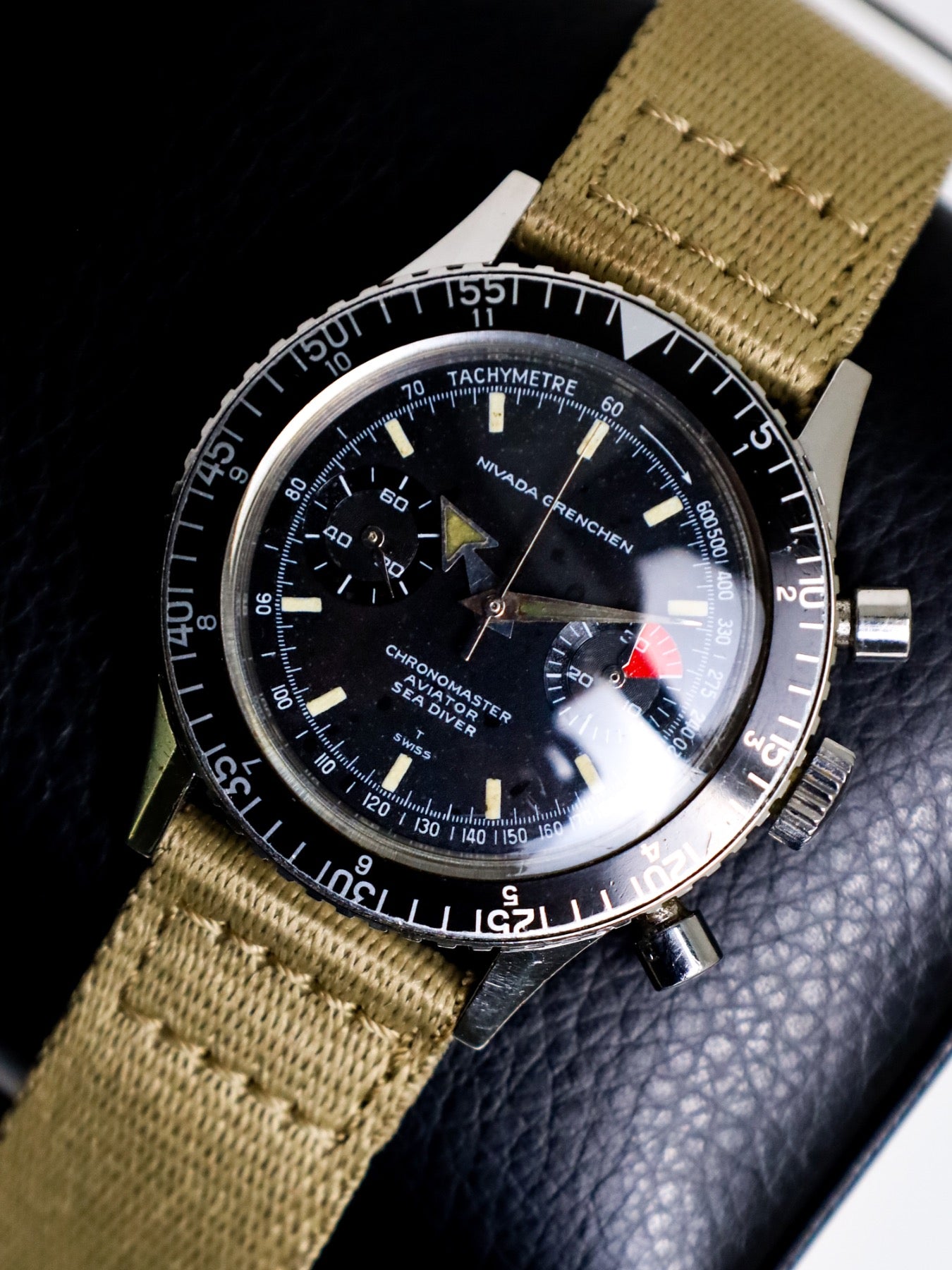 Nivada Grenchen Chronomaster Aviator Sea Diver 1581 M 8222