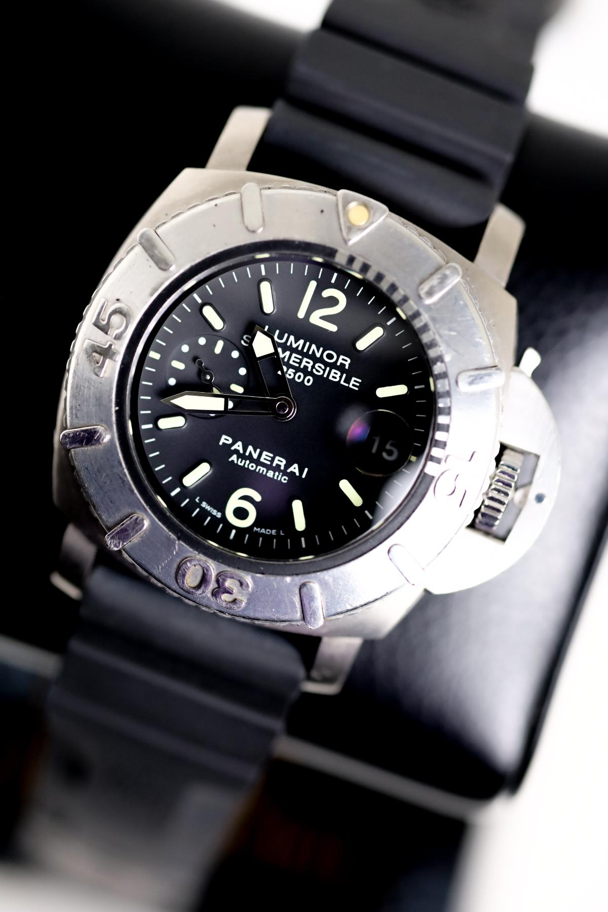 Panerai Luminor Submersible Full Set PAM00194 (2004) - NW Timepieces