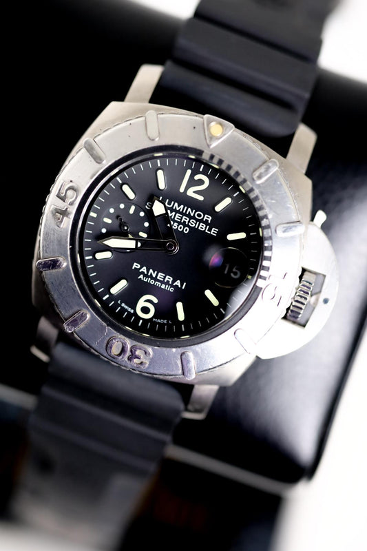 Panerai Luminor Submersible Full Set PAM00194 (2004) - NW Timepieces