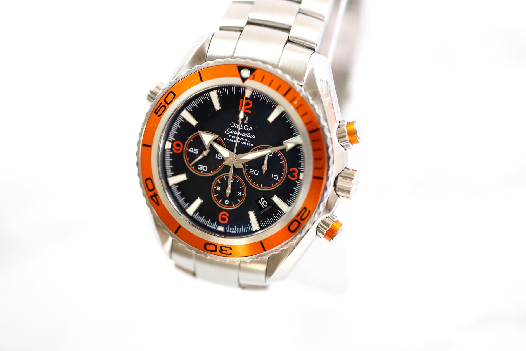 2011 Omega Seamaster Planet Ocean 2218.50.00