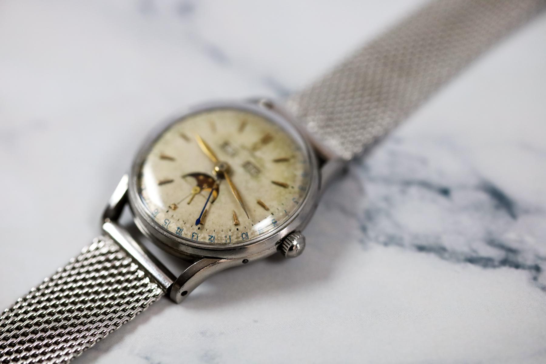 1940's Omega Cosmic Triple 2471/1