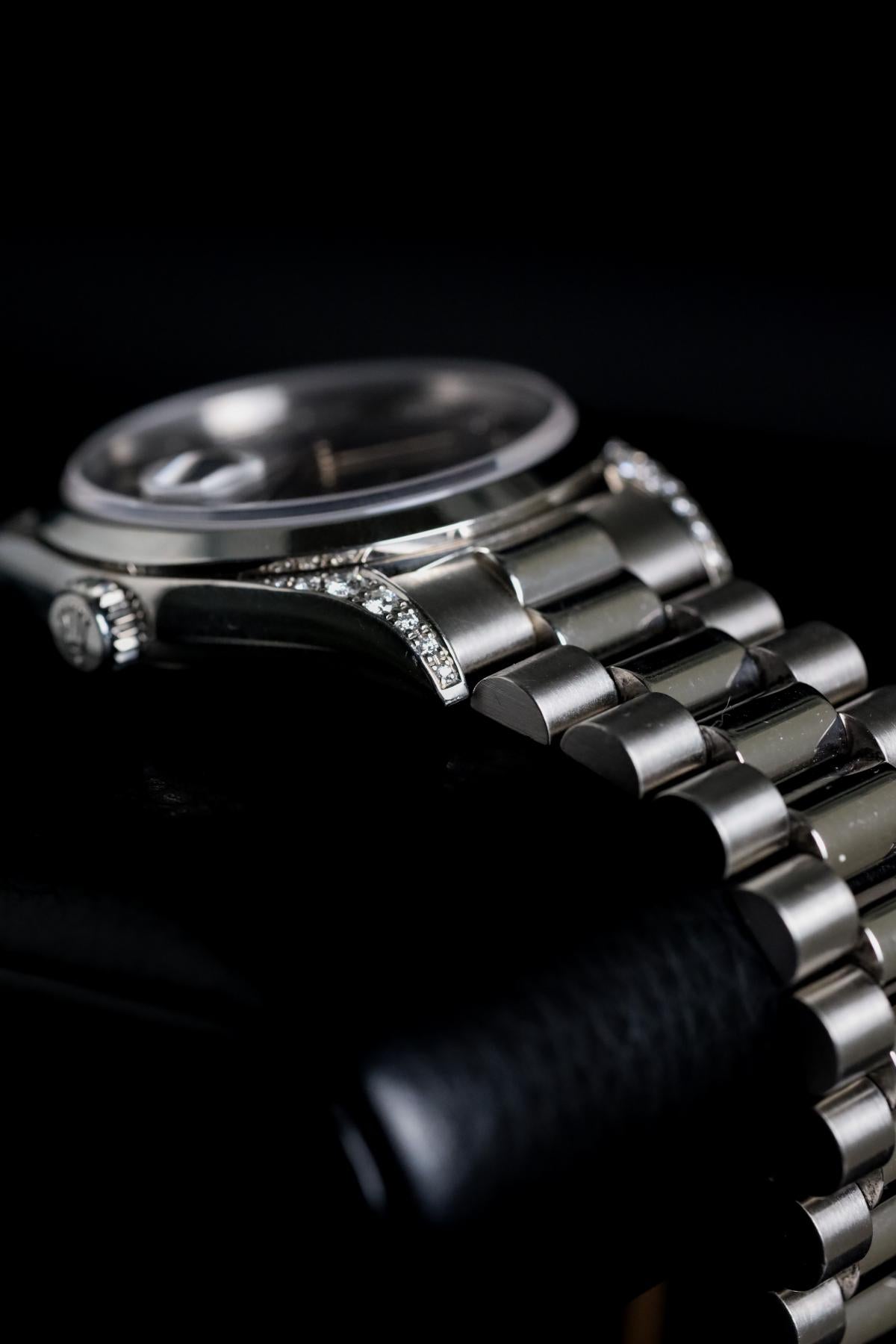 Rolex Day-Date 36 18296 Platinum Factory Diamond Dial - view 6