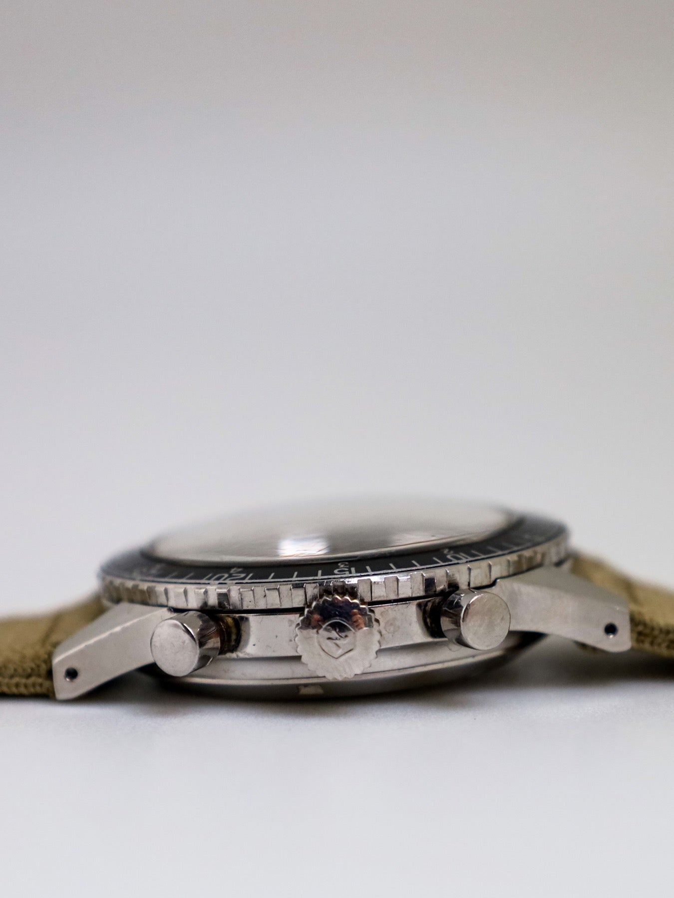 Nivada Grenchen Chronomaster Aviator Sea Diver 1581 M 8222