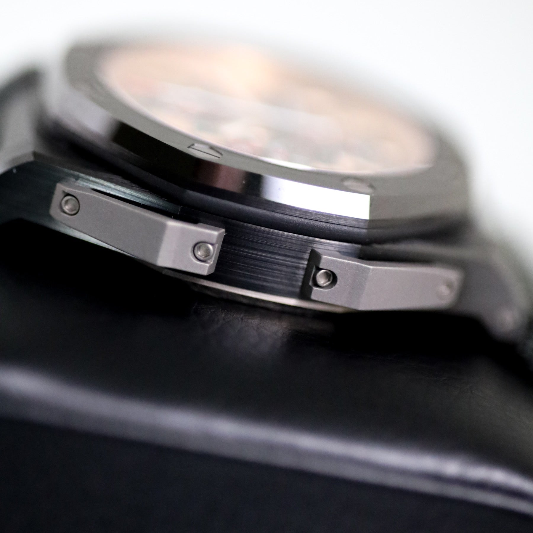 Audemars Piguet Royal Oak Offshore The Legacy Arnold 26378IO - view 3