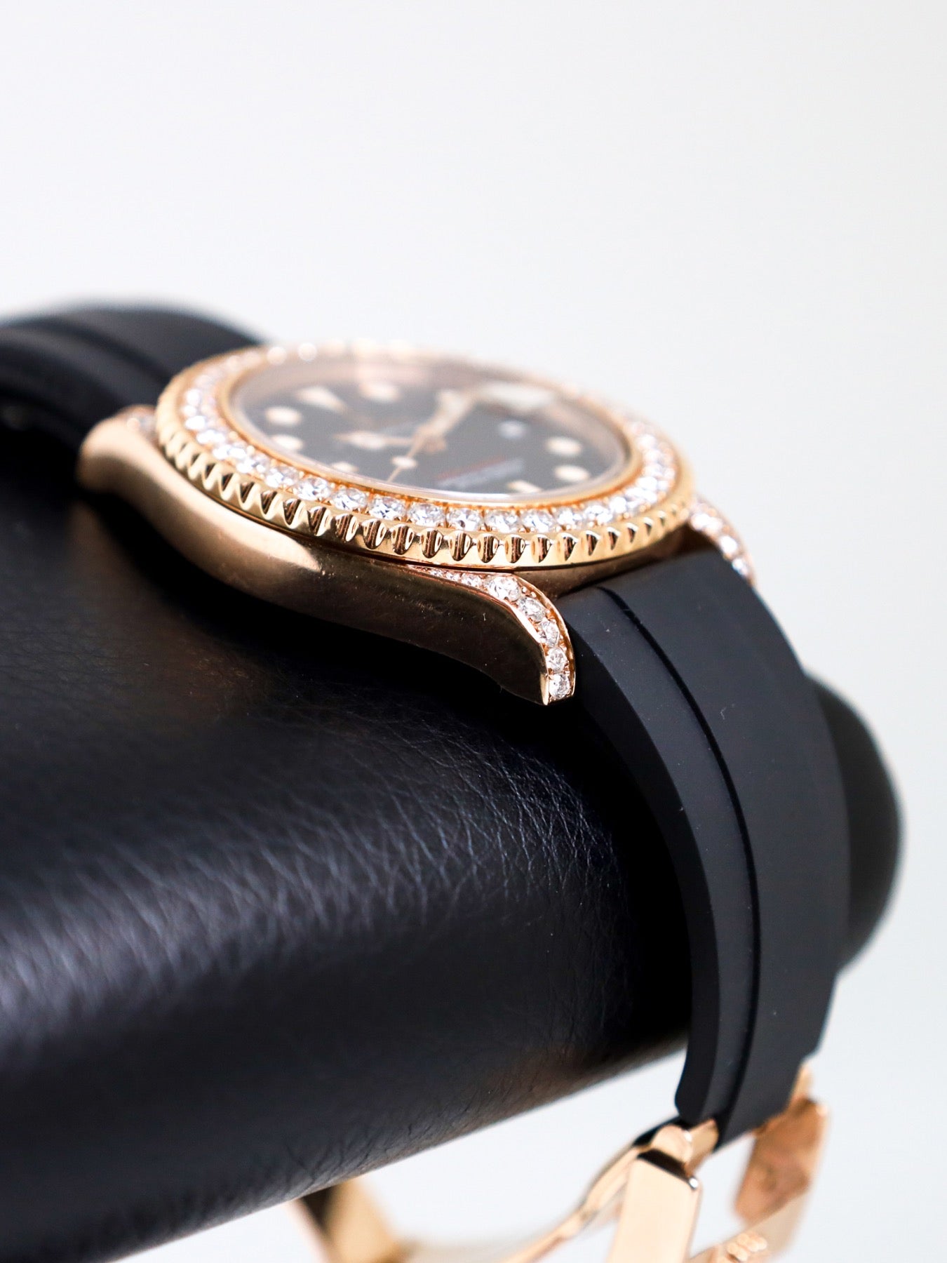 Rolex Yacht-Master 37 268655 Rose Gold Oysterflex Natural Diamonds