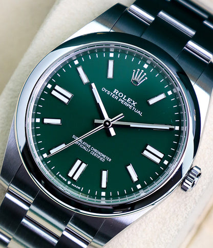 Oyster Perpetual 41 124300 "Money Green"  FULL SET UNWORN