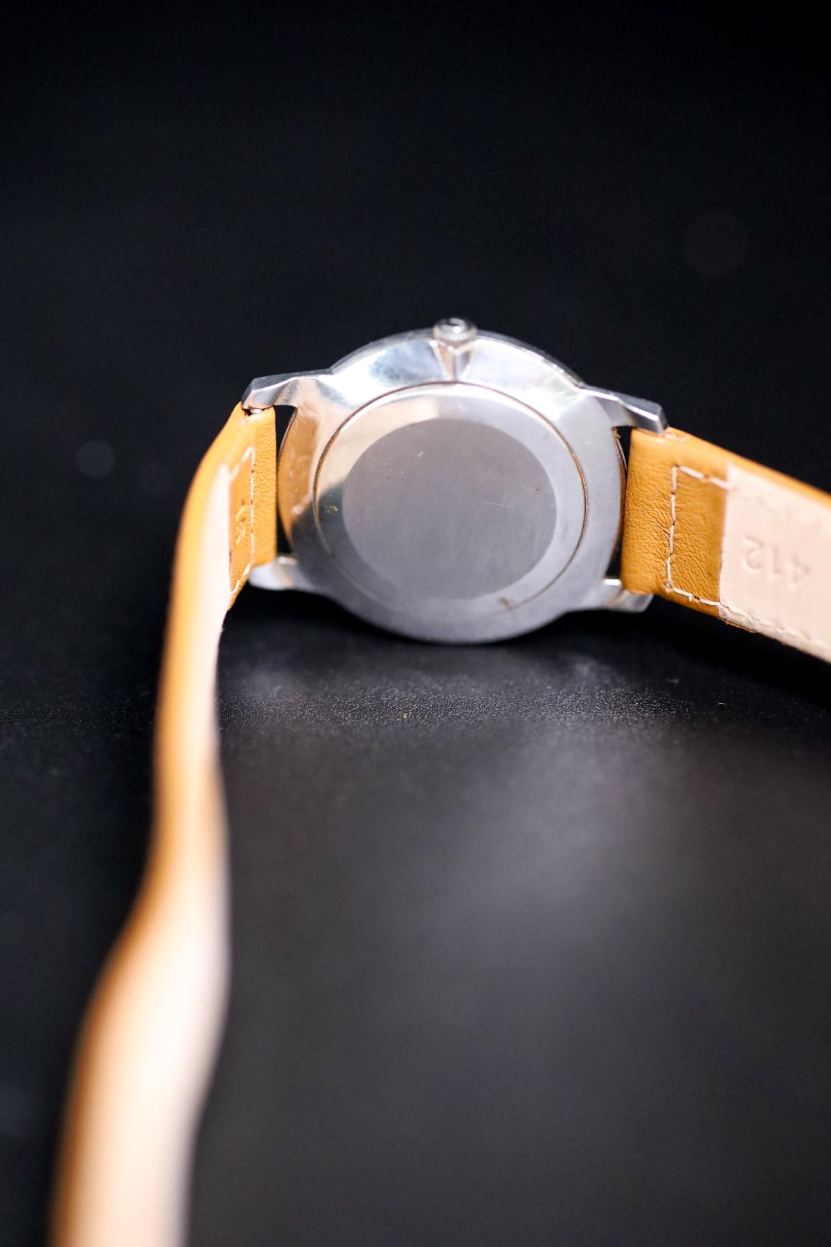 Universal Geneve 1960's Universal Geneve Eggshell White Dial