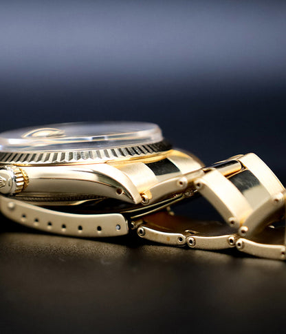 Oyster Perpetual Date 15038 18K Buick Corporate Gift
