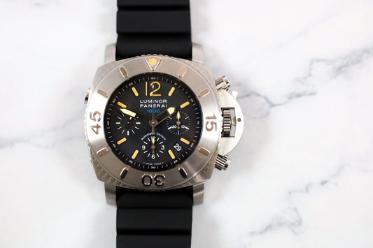 2004 Panerai Luminor Submersible 1950 PAM00187