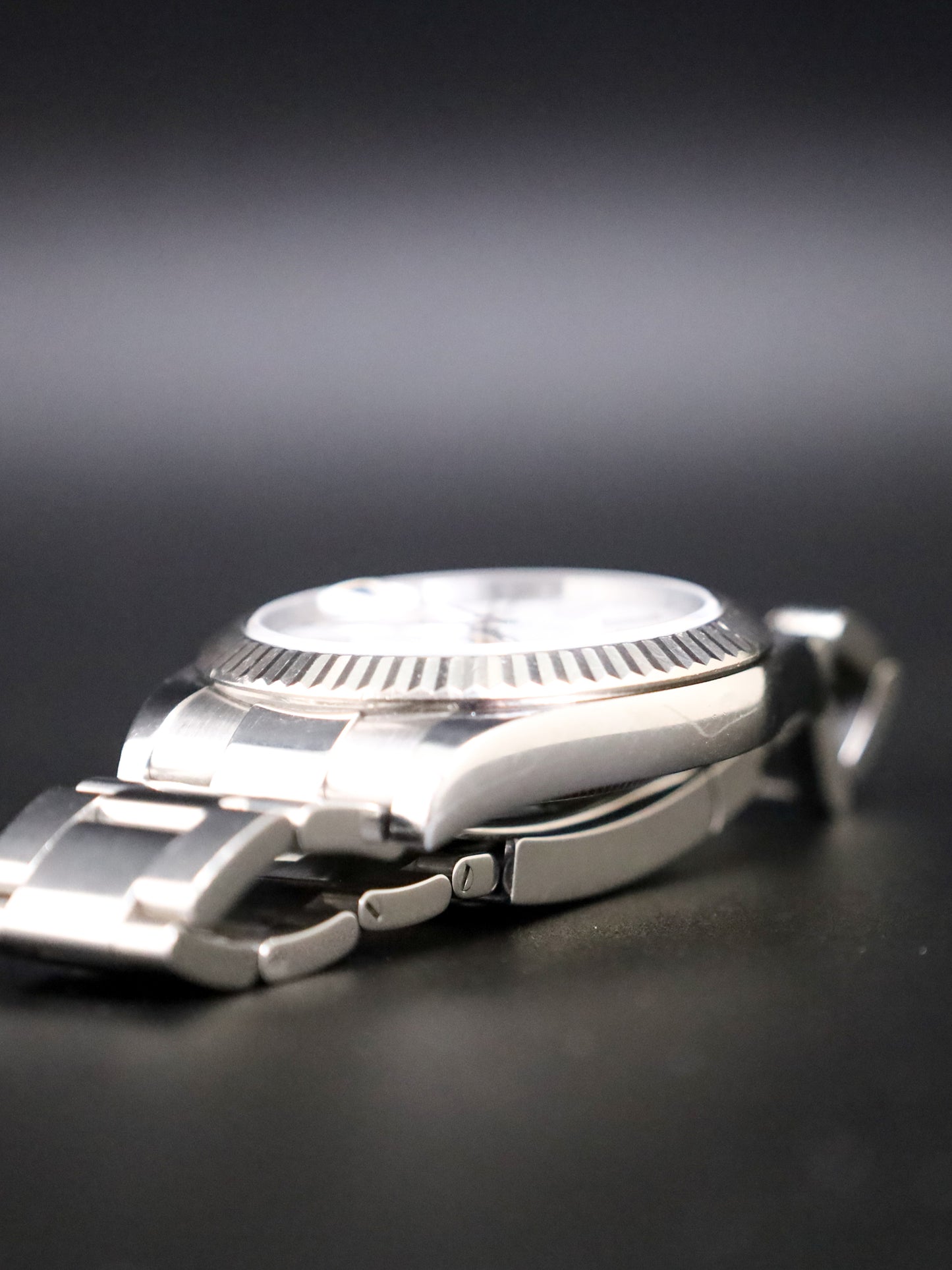 Rolex Datejust II 116334 Fluted 41mm Oyster White Dial