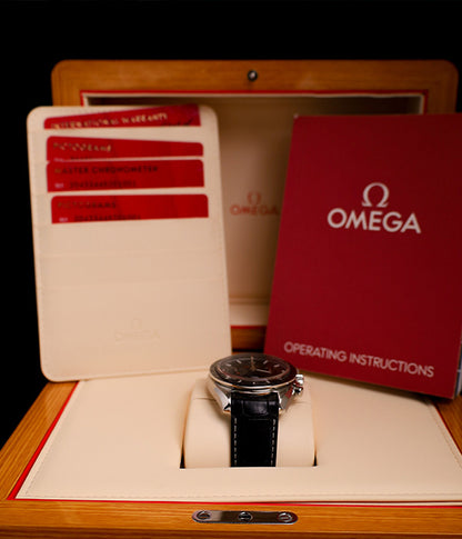 Omega Speedmaster Moonphase Moonwatch Moonphase Full Set Mint Condition