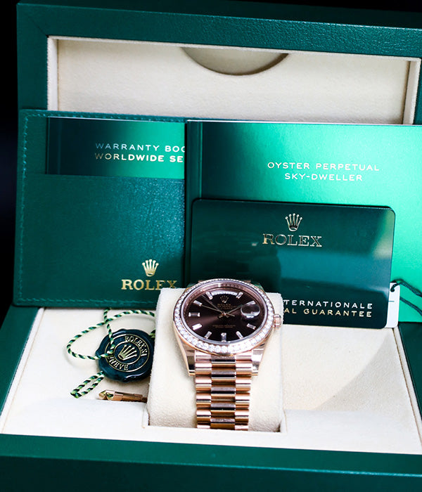 Rolex Day-Date 40 Full Set Rose Gold Factory Diamonds Chocolate