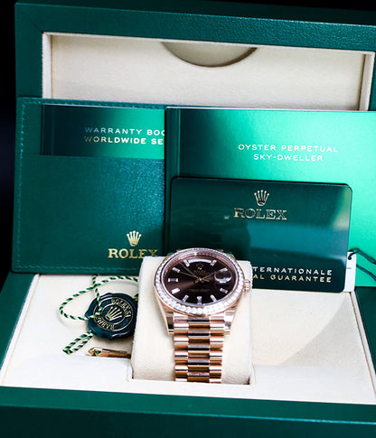 Rolex Day-Date 40 Full Set Rose Gold Factory Diamonds Chocolate