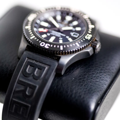 Breitling Superocean 44 Special M17393 Black Dial - view 3