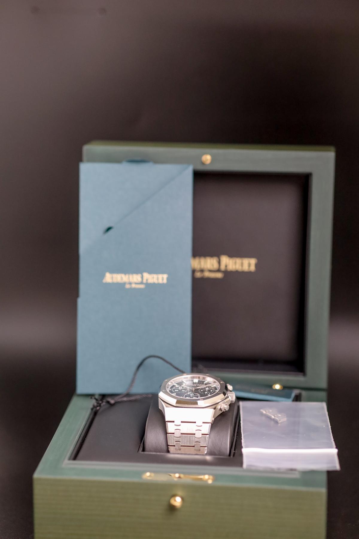 Audemars Piguet Royal Oak Chronograph 26240ST