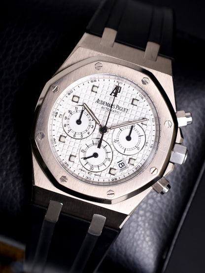 Audemars Piguet Royal Oak Chronograph 26022BC.OO.D002CR.01