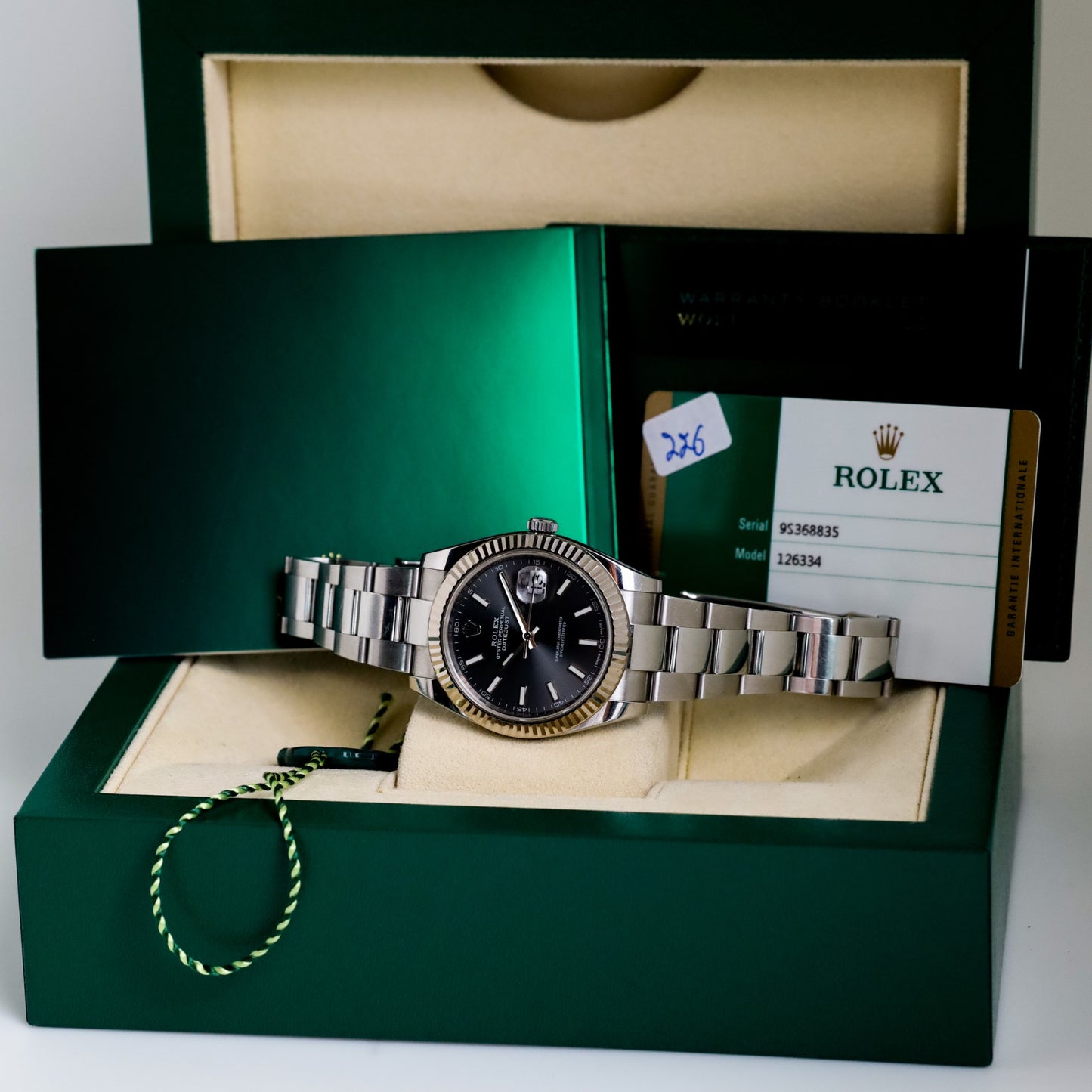 Rolex Datejust 41 126334 Stainless Steel Rhodium Dial - view 2