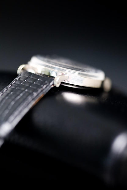 Jaeger-LeCoultre Mystery 727-722-103d White Gold Circa 1950's