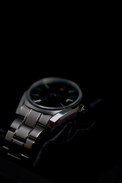 Grand Seiko Heritage Collection Shunbun SBGH305 Green Dial - view 3