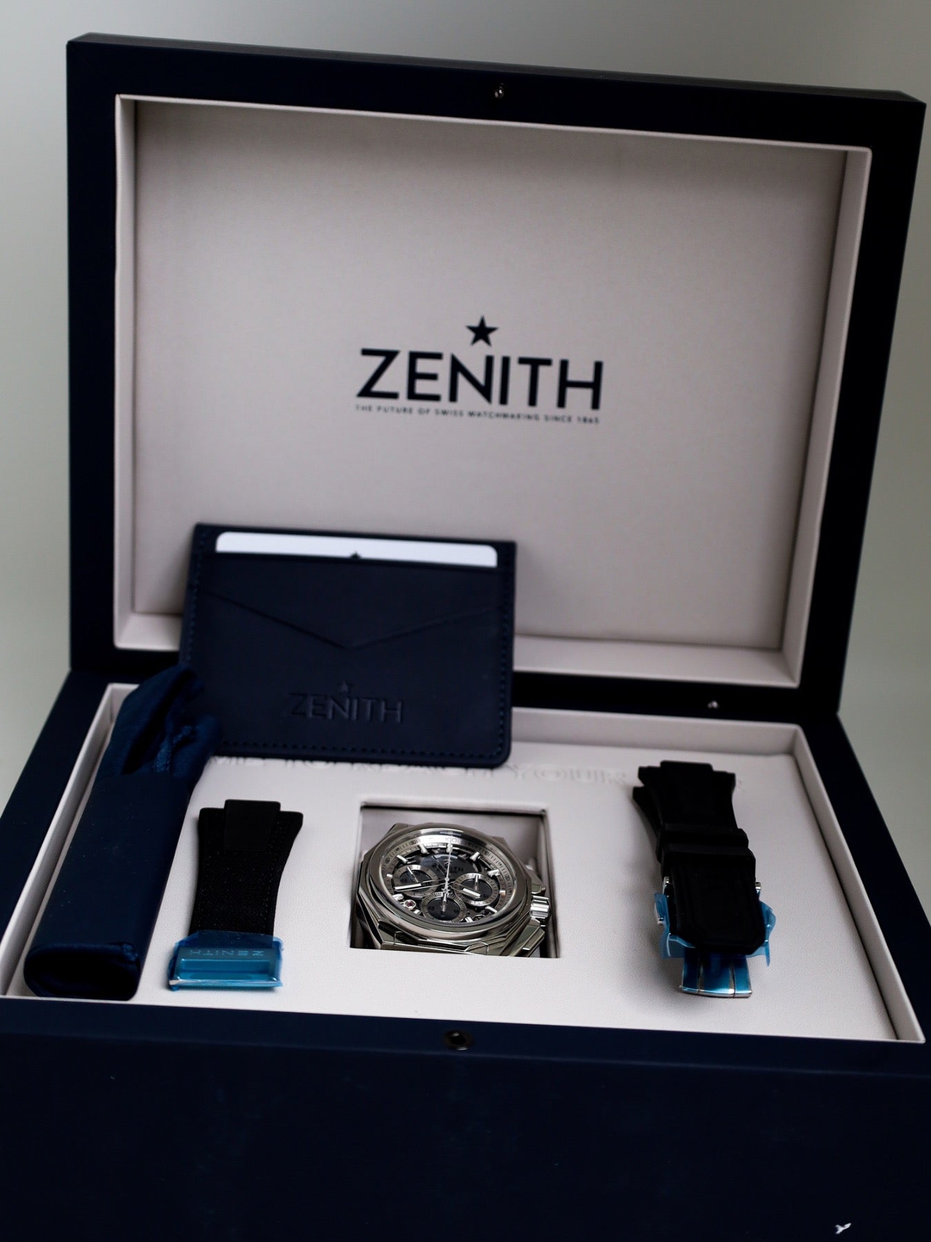 Zenith Defy Extreme 03.9102.9004 - view 2