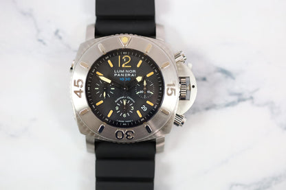2004 Panerai Luminor Submersible 1950 PAM00187