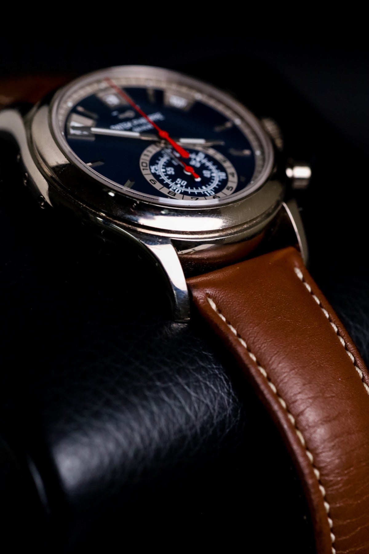 Patek Philippe Annual Calendar Chronograph 5960/01G White Gold - view 3