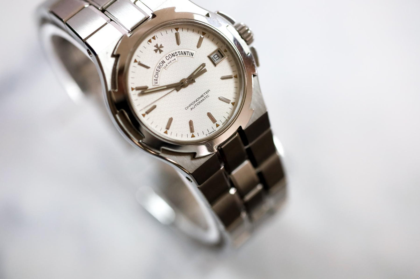 Vacheron Constantin Overseas 42040