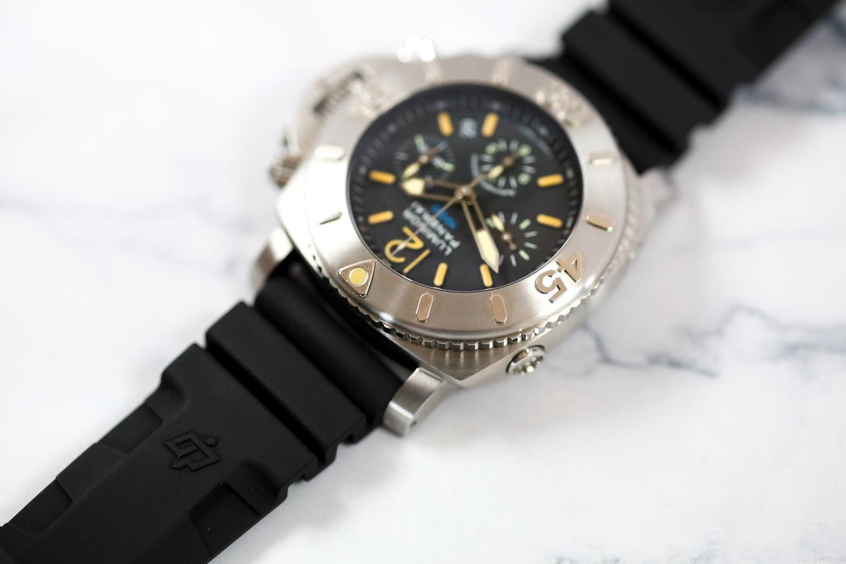 2004 Panerai Luminor Submersible 1950 PAM00187