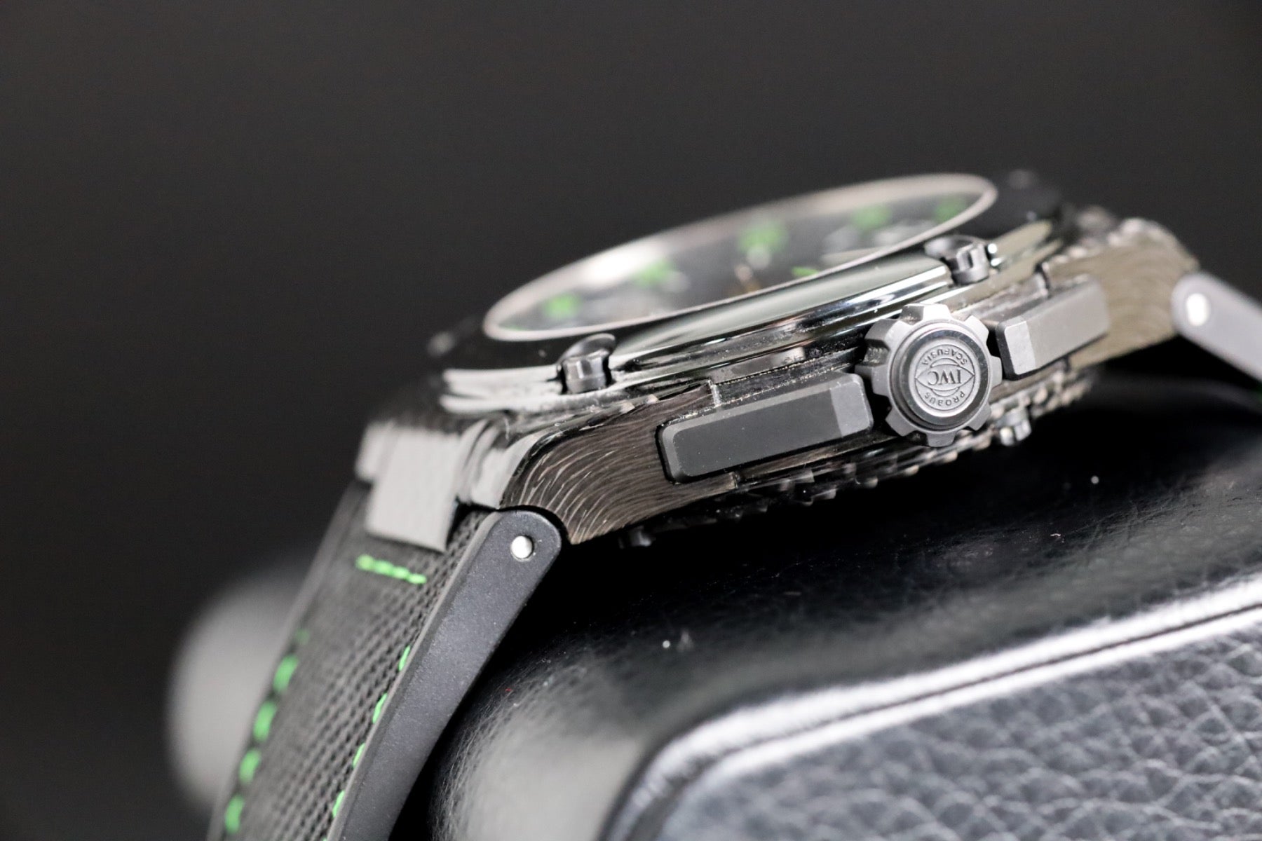 IWC Ingenieur Automatic Performance IW322404 - view 2